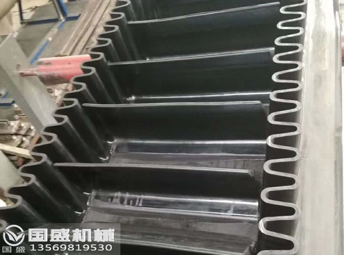 大傾角皮帶機皮帶質(zhì)量 大傾角皮帶機皮帶質(zhì)量