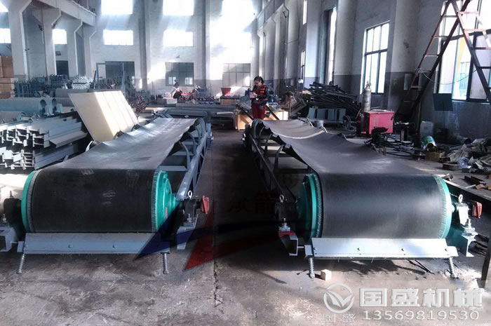 U型皮帶機(jī) U型皮帶機(jī)